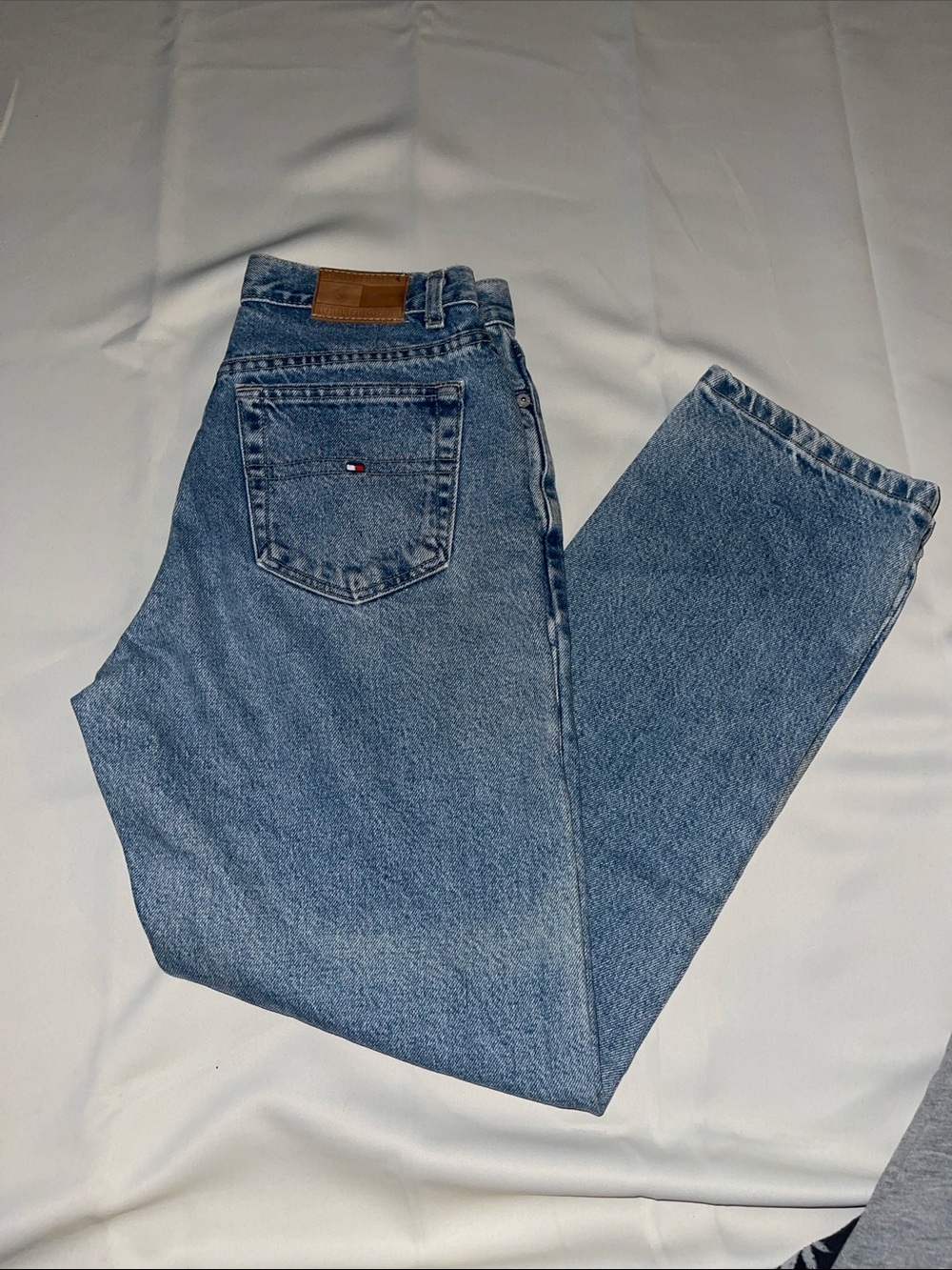 Tommy Hilfiger Men's Medium Blue Straight Leg Jeans
